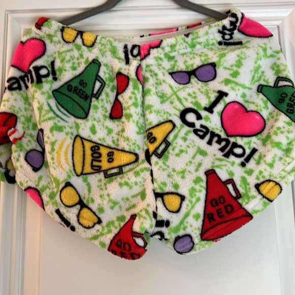 Made with Love & Kisses fleece pj shorts - Picture 3 of 6